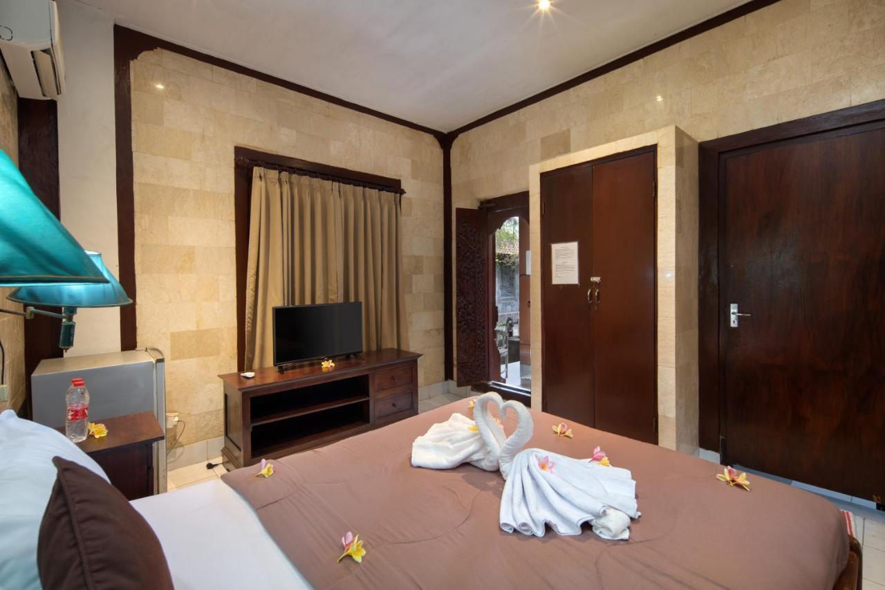 Hotel Lumbung Sari Legian 外观 照片