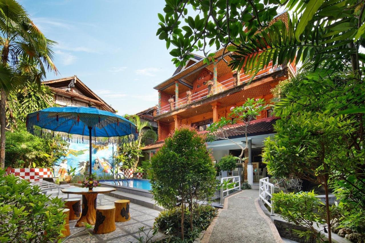 Hotel Lumbung Sari Legian 外观 照片
