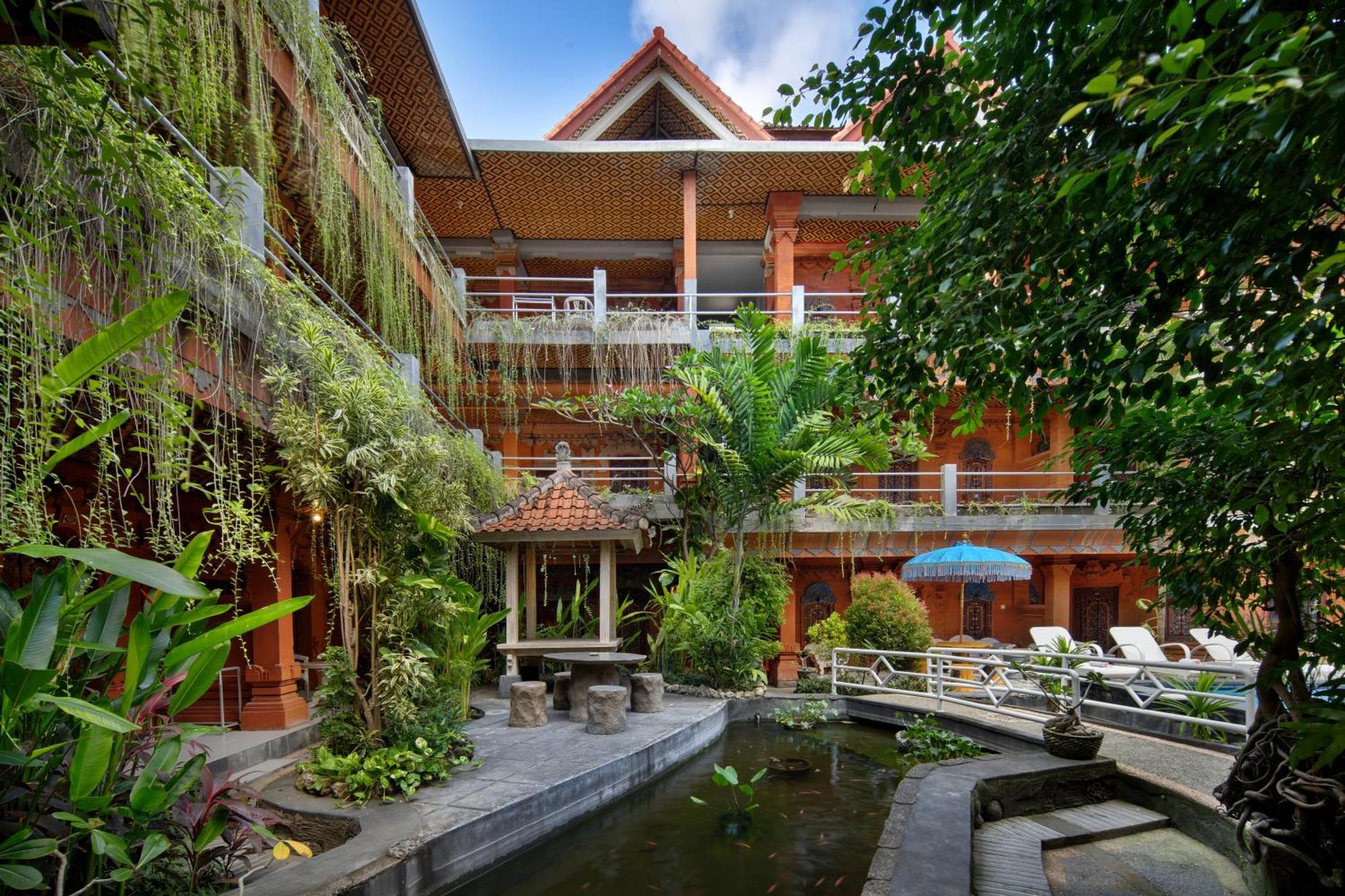 Hotel Lumbung Sari Legian 外观 照片